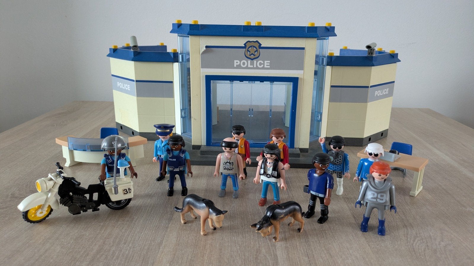 Playmobil Politiebureau met veel accessoires, Gebruikt, Gebouw, Losse onderdelen, Ophalen of Verzenden