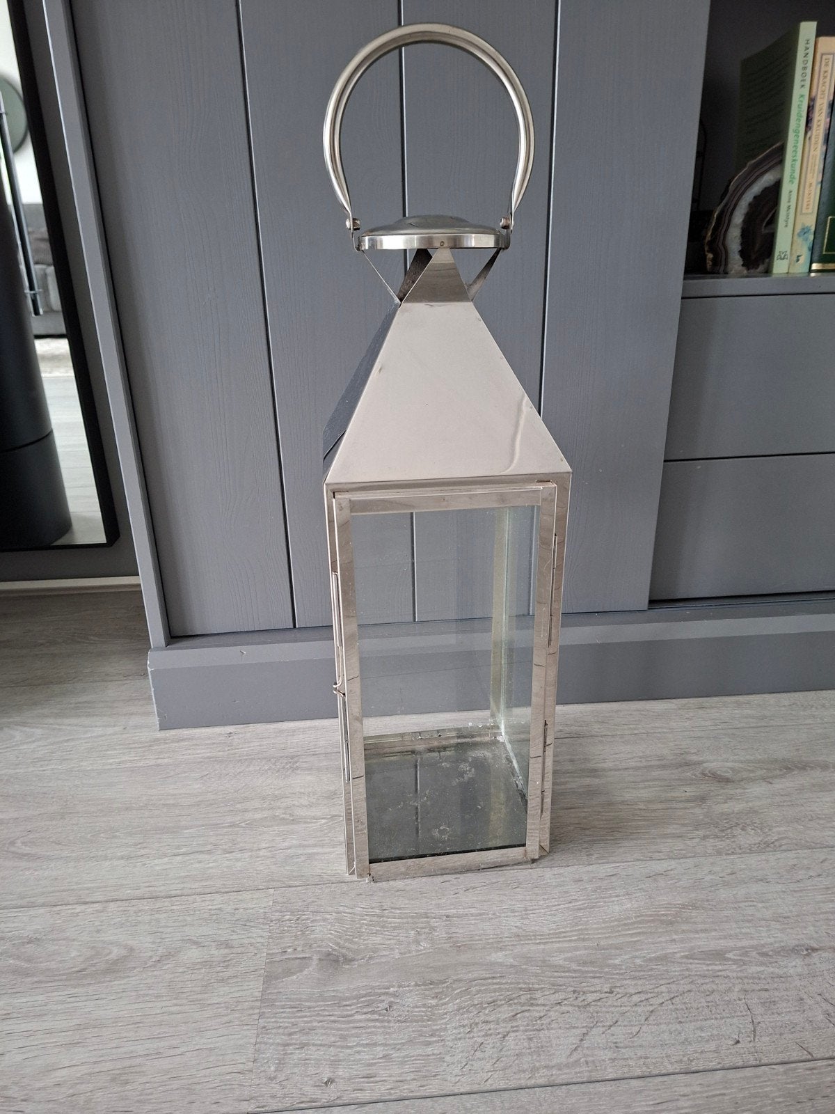 Windlicht / lantaarn, Huis en Inrichting, Woonaccessoires | Kandelaars en Kaarsen, Ophalen, Zo goed als nieuw, Hout, 25 tot 50 cm