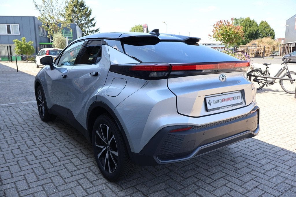 Toyota C-HR 2.0 Plug-in Hybrid 220 Dynamic 1e Eigenaar | BTW, Auto's, Toyota, Gebruikt, 4 cilinders, Plug-in hybride, Bedrijf