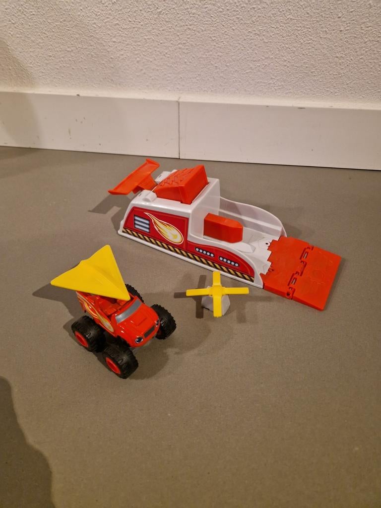 Blaze en de monsterwielen, Ophalen, Gebruikt