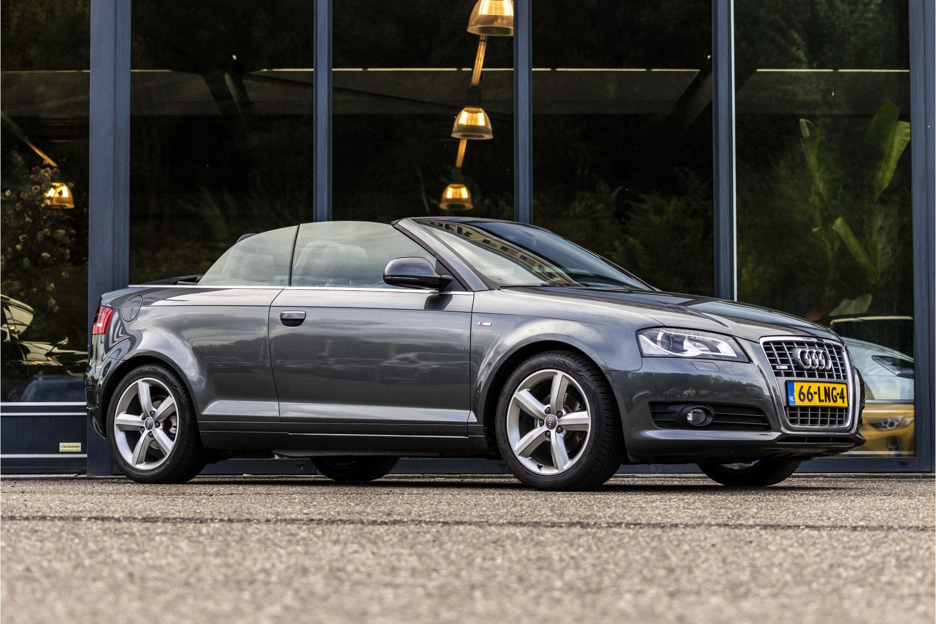 Audi A3 Cabriolet 1.2 TFSI S-edition (bj 2010), Voorwielaandrijving, Euro 5, Gebruikt, 4 cilinders