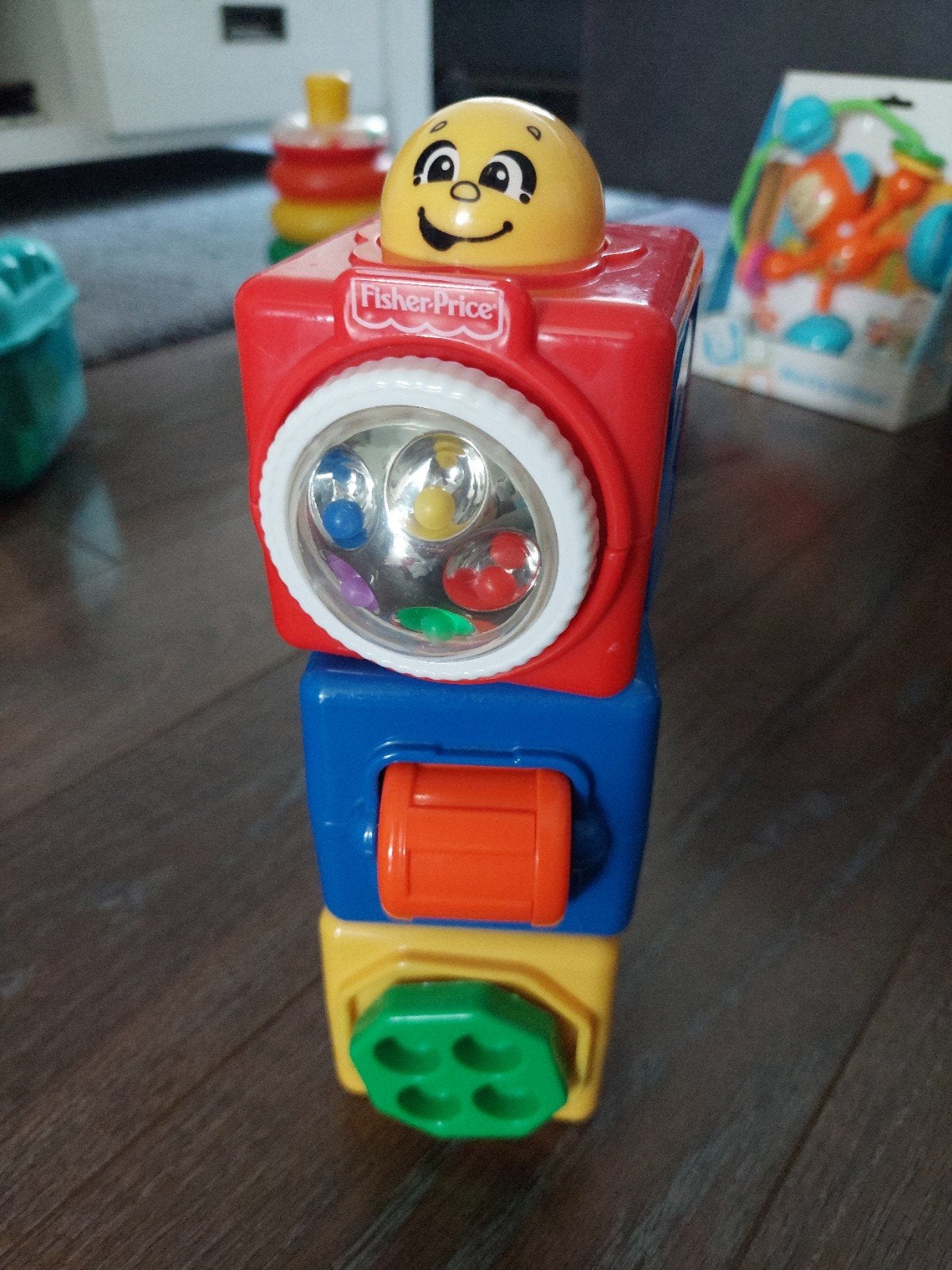 Fisher Price leuke stapel toren blokken, Verzenden, Zo goed als nieuw, Rammelaar, Met geluid