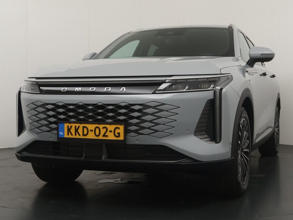 Omoda 9 1.5T-GDi SHS-P Premium - Panoramadak - 140km actiera, Auto's, Overige Auto's, Automaat, 12 maanden, 4 cilinders, Stoelverwarming
