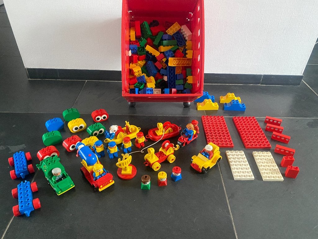 Duplo box blokken + extra items, Kinderen en Baby's, Inclusief extra onderdelen, Gebruikt, Overige thema's, Overige typen