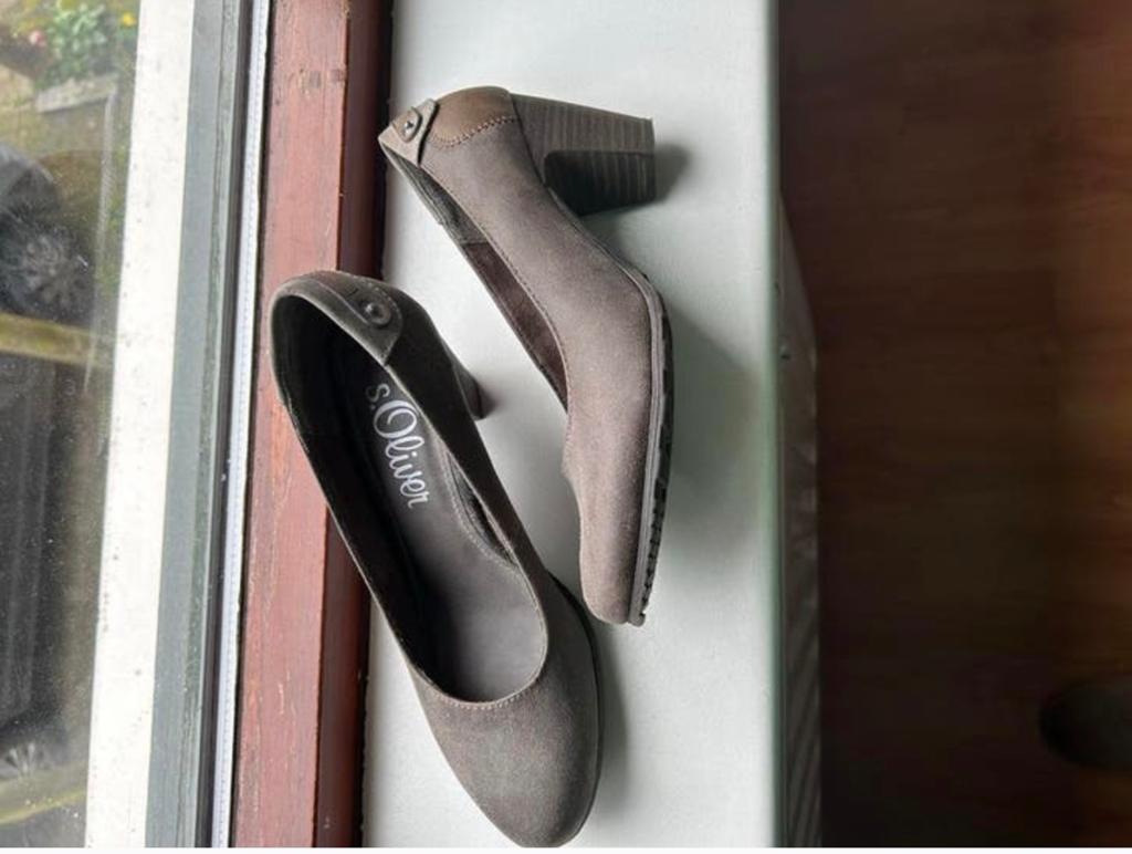 Nieuwe S. Oliver Leren Pumps - Maat 39, Ophalen of Verzenden, Nieuw, Pumps