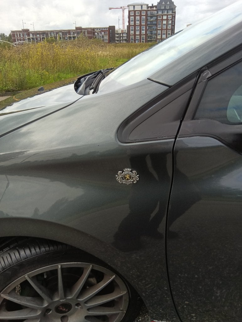 Foto 10 van Peugeot 208 1.2 VTi 82PK 5D (102g) 2012 Grijs