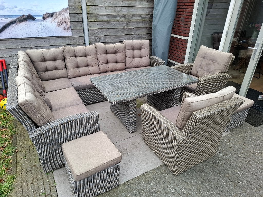 Loungeset met 2 stoelen, 2 hockers en kussenbox, Ophalen, Bank, Kunststof, Gebruikt