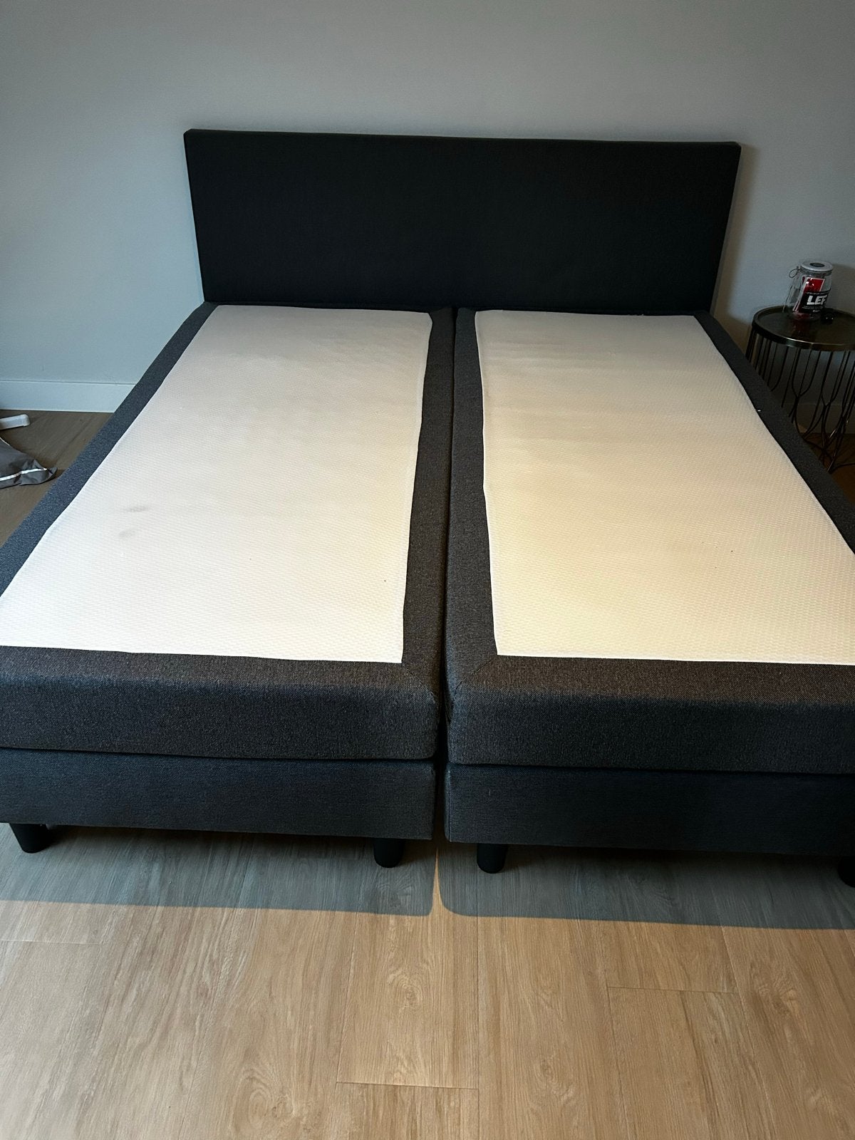 Boxspring 180x200 met hoofdbord en wasbare topperhoes, Ophalen, Tweepersoons, Zo goed als nieuw, 180 cm