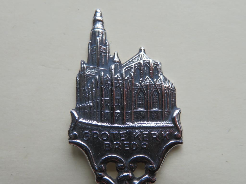 Verzilverd Gero lepeltje Grote Kerk Breda, Verzenden