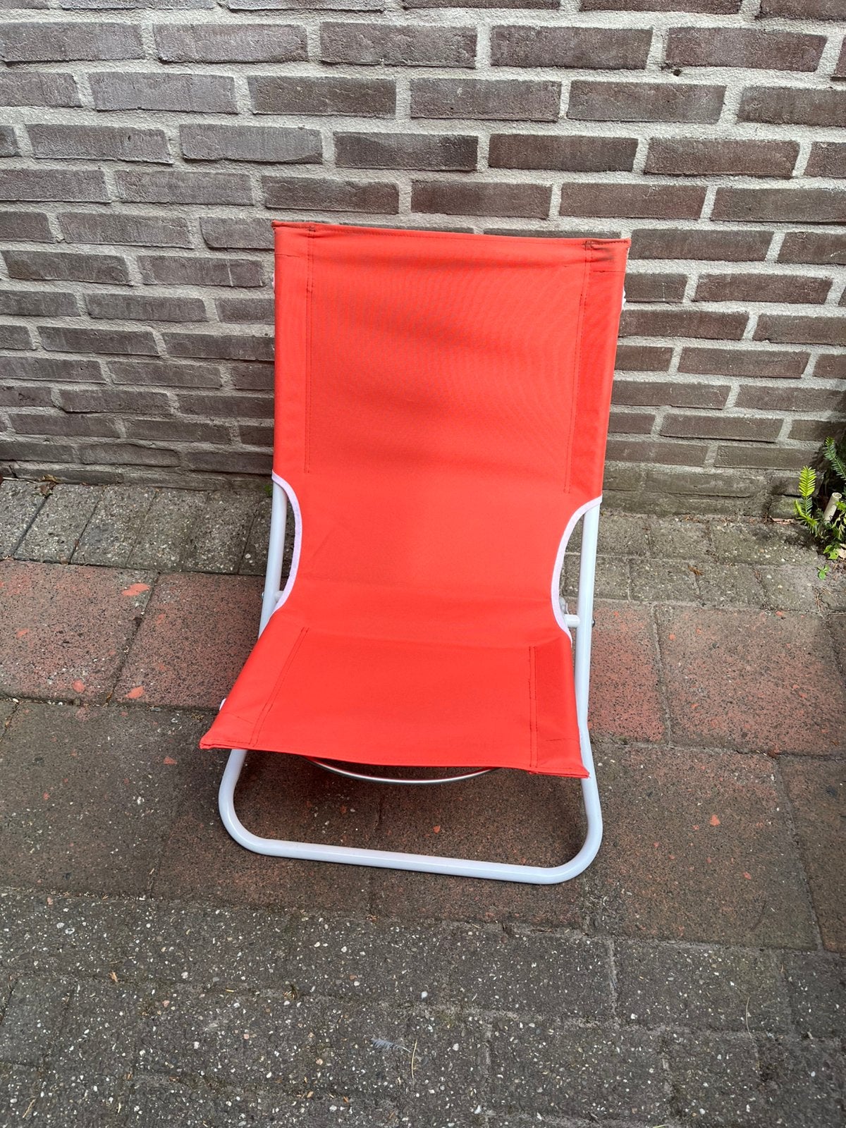 Strandstoel. Strandstoeltje is inklapbaar, Ophalen, Zo goed als nieuw, Inklapbaar
