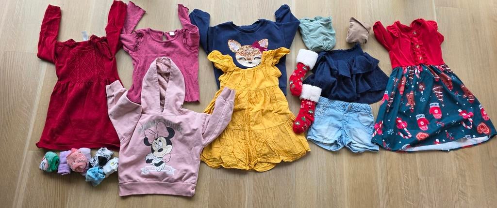 Kledingpakket 3 meisjes maat 98/104 21stuks, Kinderen en Baby's, Kinderkleding | Maat 104, Gebruikt, Meisje, Ophalen of Verzenden
