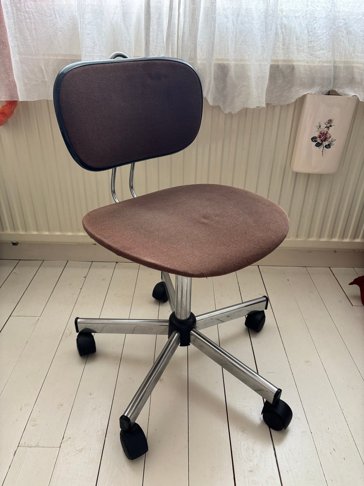 Retro bruine bureaustoel, Ophalen, Gebruikt, Bruin, Bureaustoel