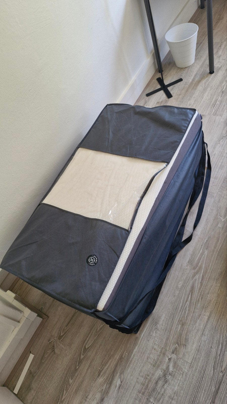 Zo goed als nieuw: Dynmc opvouwbaar traagschuim matras, Tweepersoons, Zo goed als nieuw, Matras, 200 cm