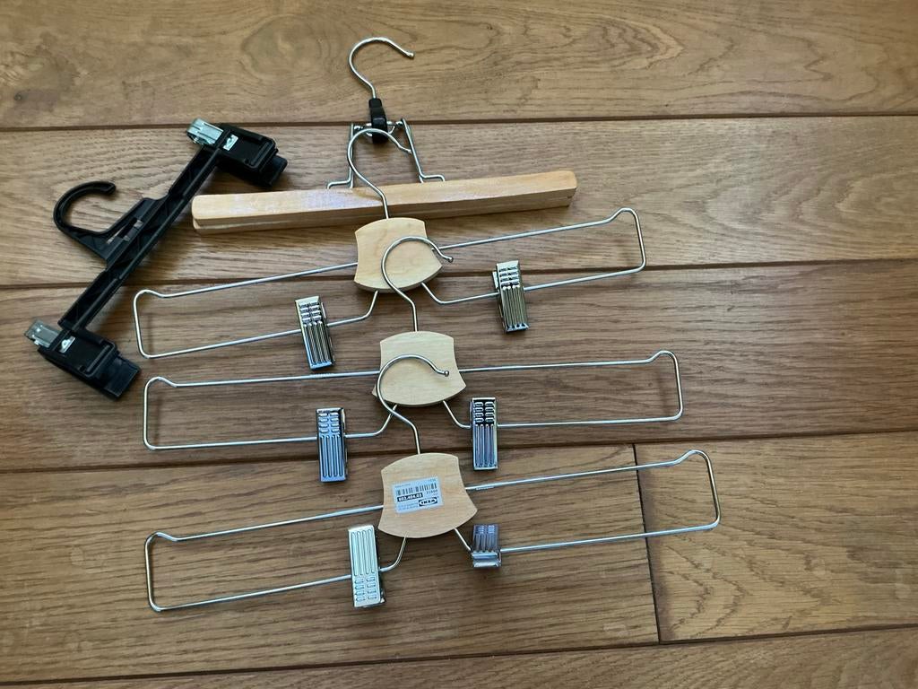Kledinghangers met klemmen (hout, metaal, kunststof), Ophalen, Gebruikt, Hout, Volwassenen