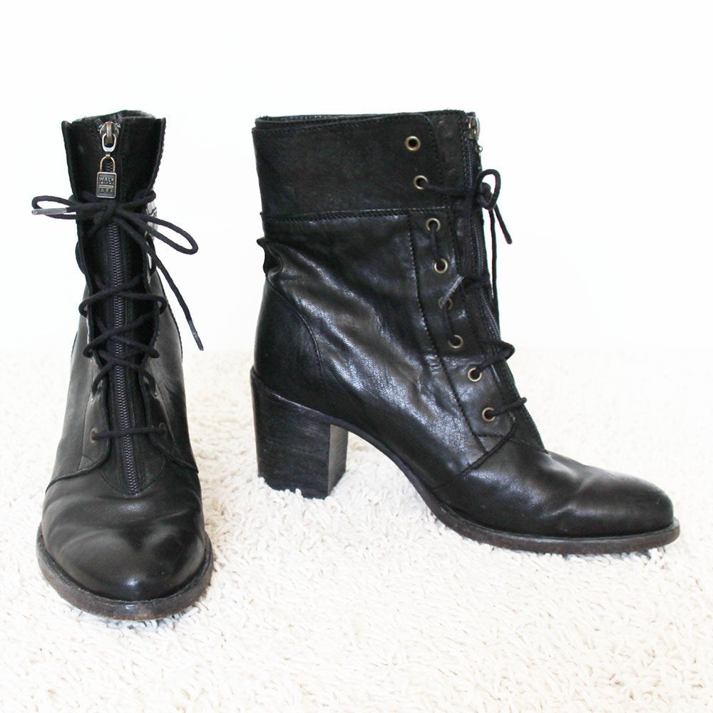 Mooie Leren Walk In The Park Laarsjes s3 (Maat 41) € 75,-, Kleding | Dames, Walk In The Park, Zwart, Lage of Enkellaarzen, Nieuw