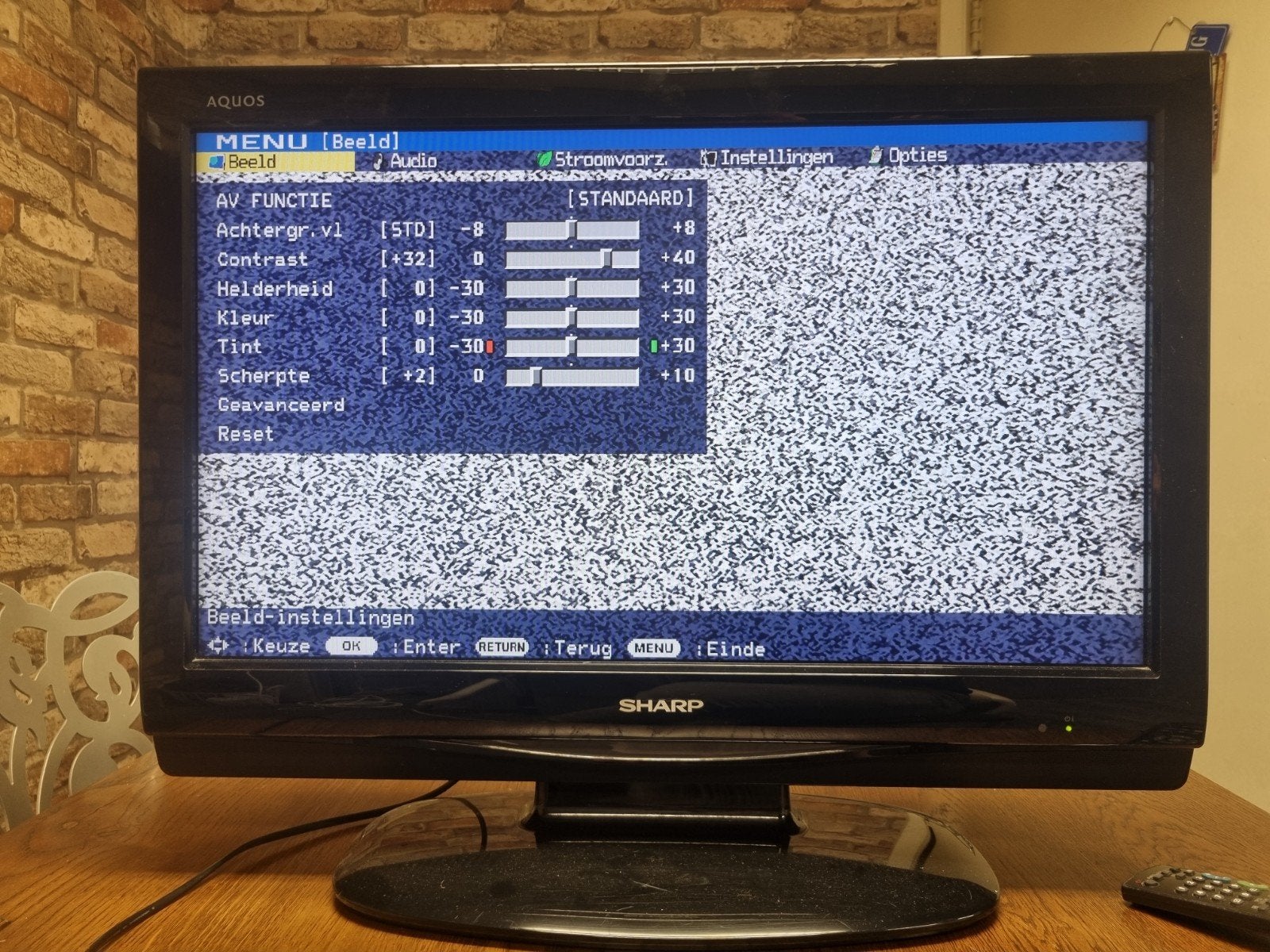 Sharp Aquos LC-26D44E-BK LCD TV - 26 inch, Ophalen of Verzenden