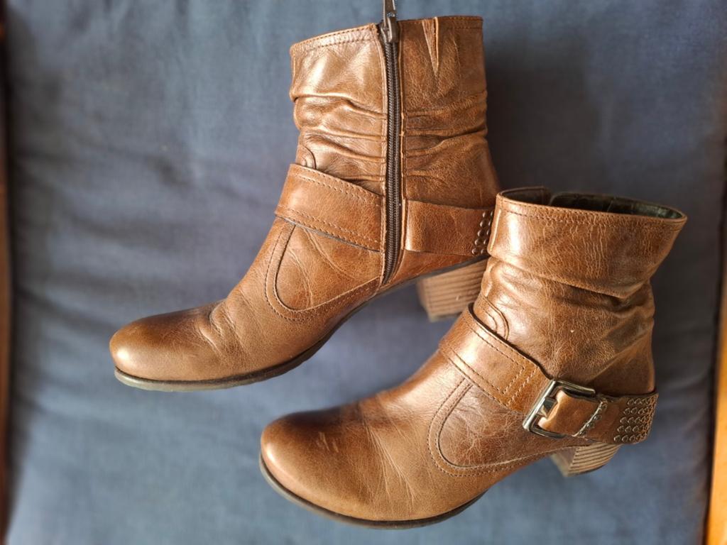 Bruine halfhoge leren laarsjes Kennel en Schmenger, maat 42, Kleding | Dames, Schoenen, Ophalen of Verzenden, Bruin