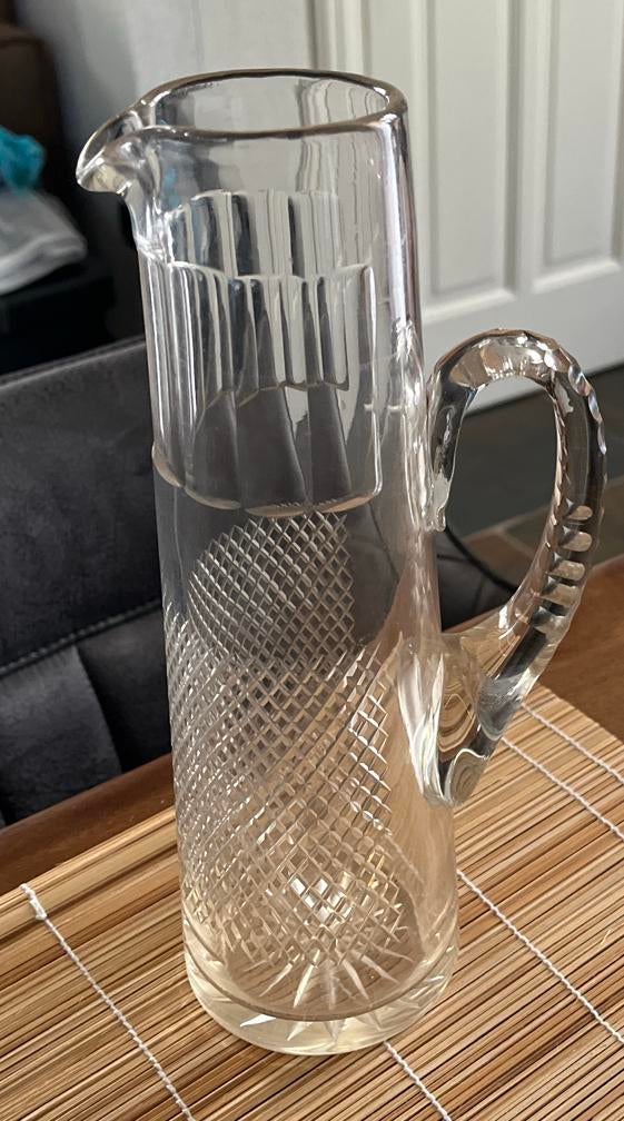 mooie schenkkan hoog 26cm onder dia 8,5cm, Ophalen of Verzenden, Zo goed als nieuw, Kristal