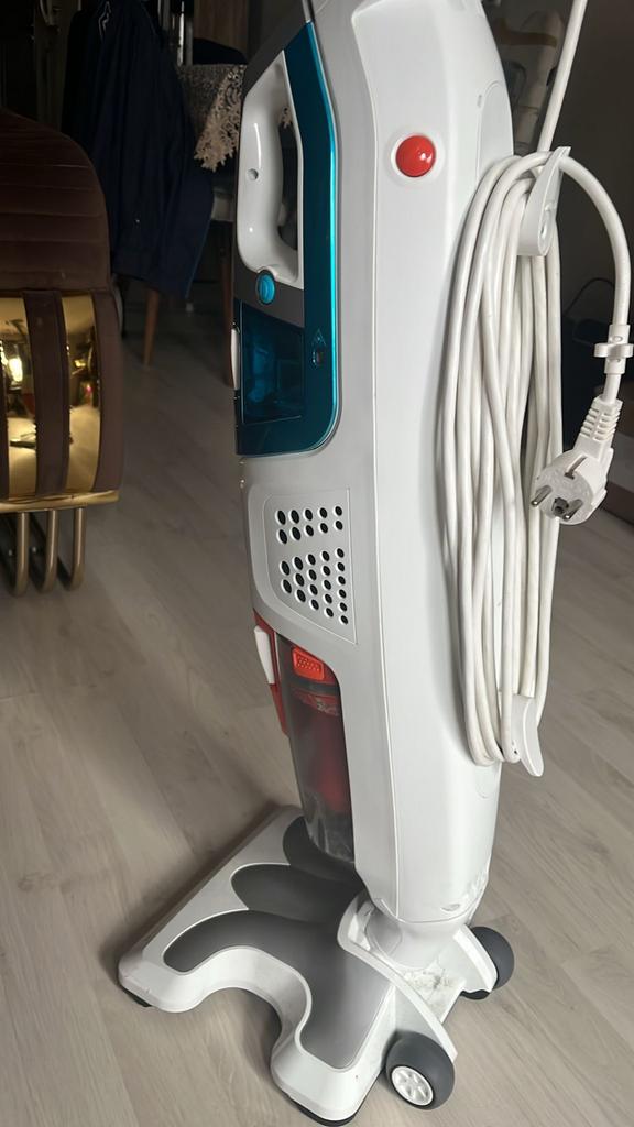 Stofzuiger en stoomreiniger in één, Ophalen, Zo goed als nieuw, Reservoir, Minder dan 1200 watt