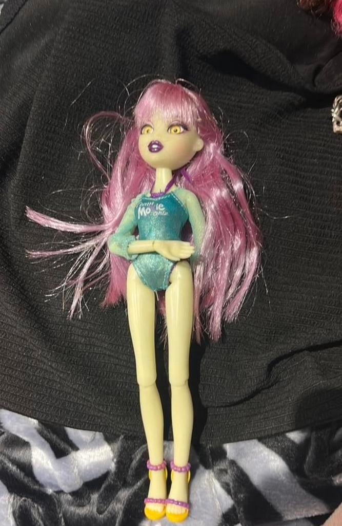 Barbie pop speelgoed GLOW IN THE DARK, Verzamelen, Ophalen of Verzenden, Zo goed als nieuw