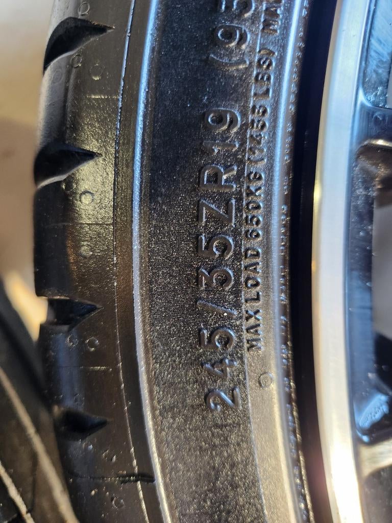 245 19inch AEZ berlin velgen +banden, Auto-onderdelen, Banden en Velgen, Band(en), Zomerbanden, Ophalen, 19 inch