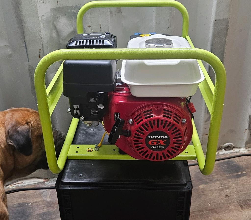 Nieuwe Pramac Benzine Generator E4000 - Honda Motor, Ophalen, Nieuw, Minder dan 5 kVA, Benzine