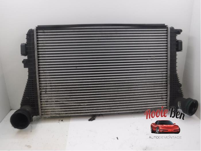 Intercooler van een Volkswagen Touran, Gebruikt, -, Volkswagen, -