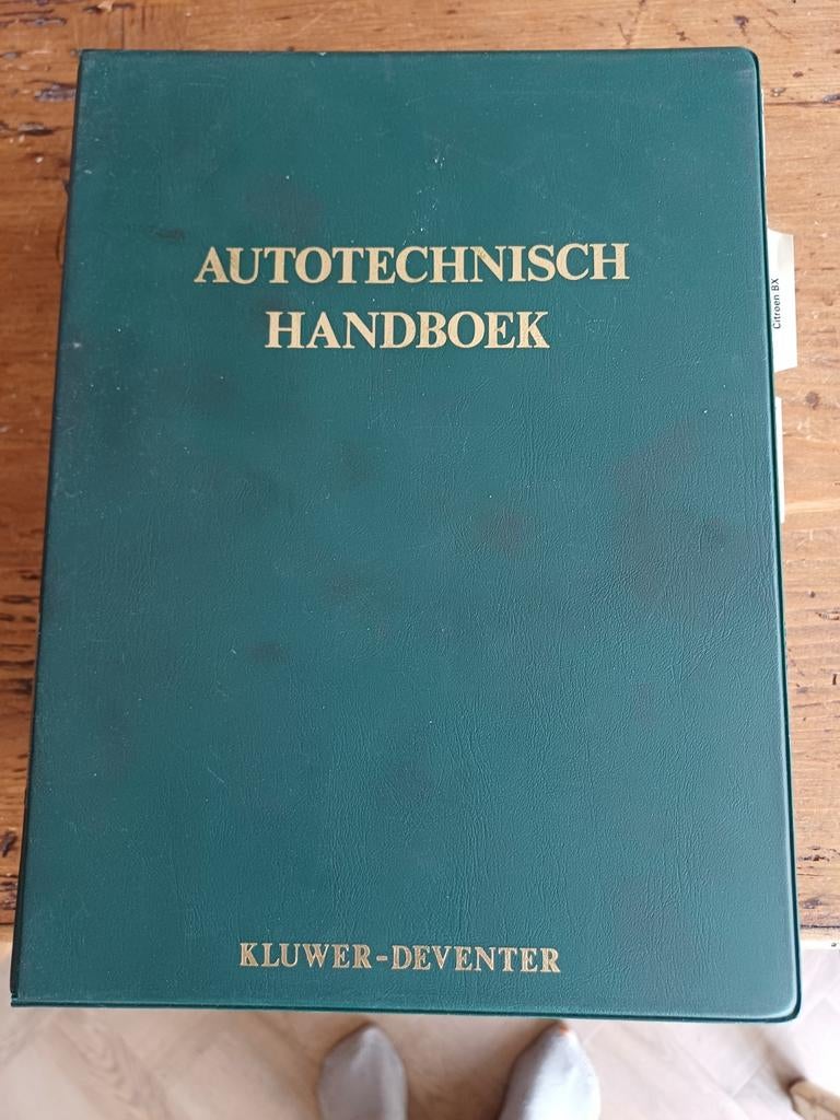 kluwer autotechnisch handboek citroën, Boeken, Auto's | Boeken, Gelezen, Citroën, Ophalen of Verzenden