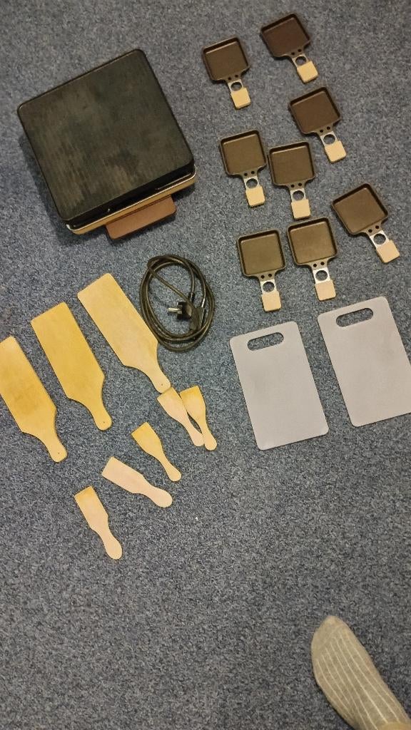 Gourmetstel uit de jaren '80, Ophalen, Gebruikt, 4 t/m 7 personen