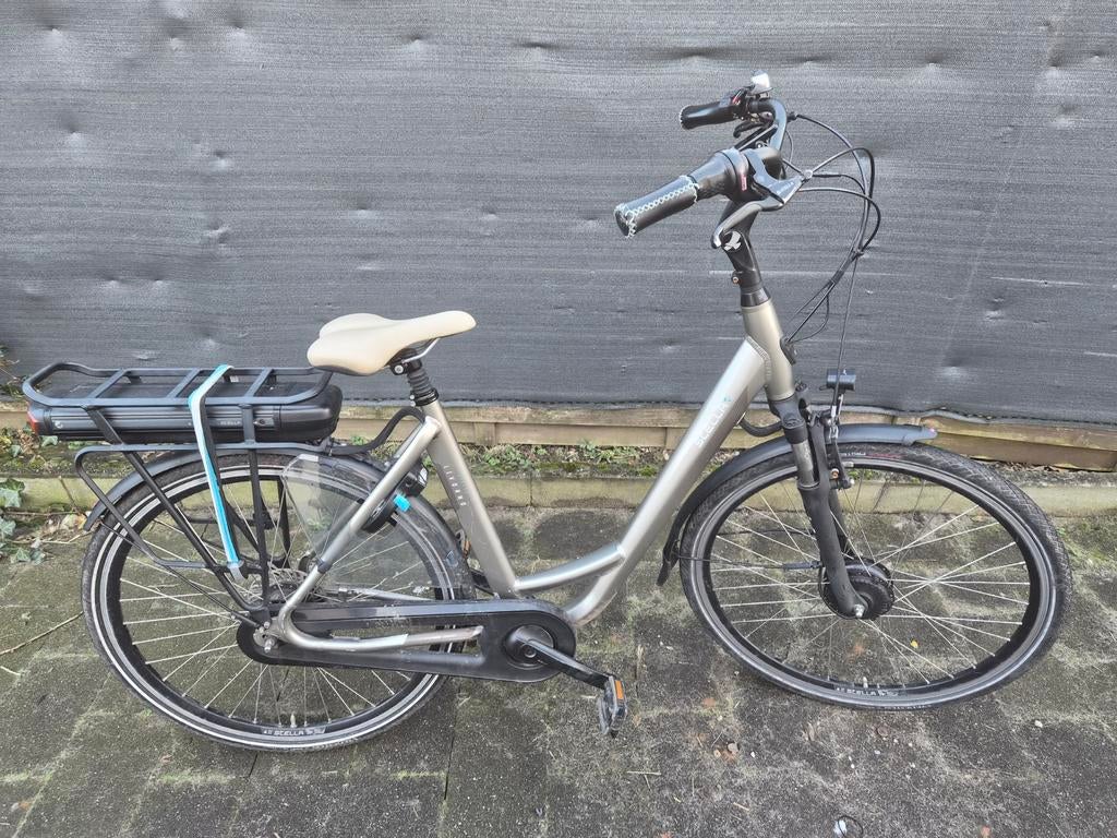 Super mooie stella livorno 54 frame 7 versn, Zo goed als nieuw, 51 tot 55 cm, 50 km per accu of meer, Ophalen