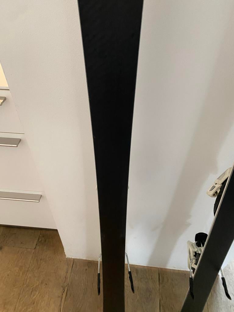 Atomic carve Ski's 160 cm + Stokken - in de wax en geslepen!, Ophalen, 160 tot 180 cm, Gebruikt, Carve