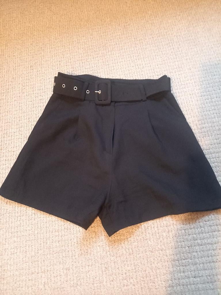 Nette, zwarte korte broek maat M, Maat 38/40 (M), Kort, Zwart, Copperose