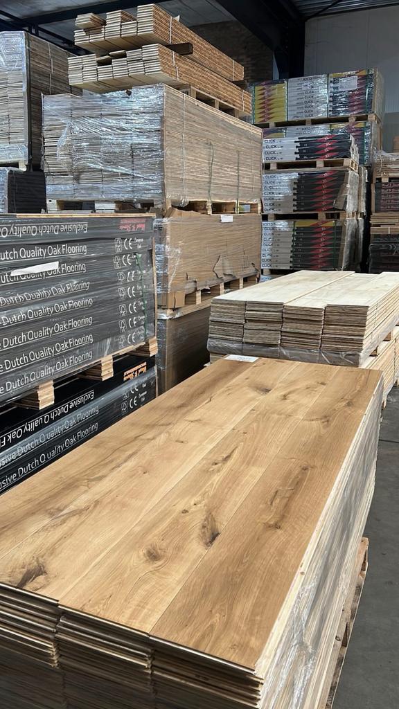 Restpartijen leegverkoop eiken vloeren parket visgraat, Ophalen of Verzenden, Zo goed als nieuw, 75 m² of meer, Parket
