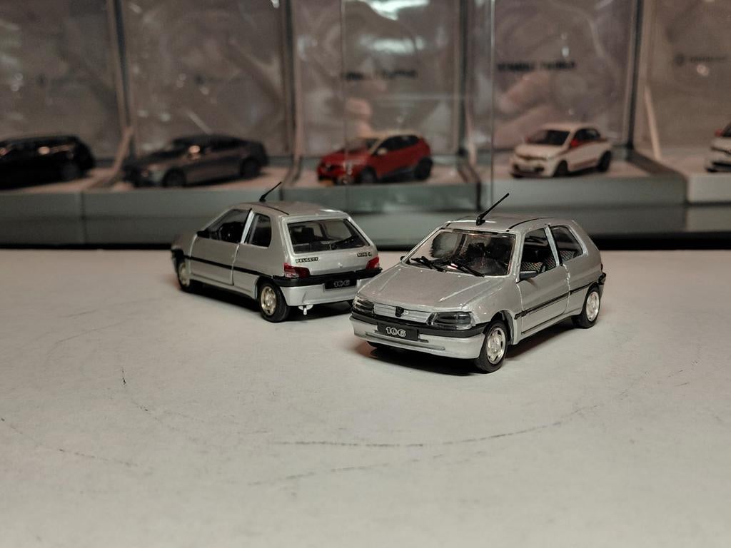 Peugeot 106 XT phase 1 1991-1996 zilver / groen 1/43 Vitesse, Ophalen of Verzenden, Zo goed als nieuw, Auto, Overige merken
