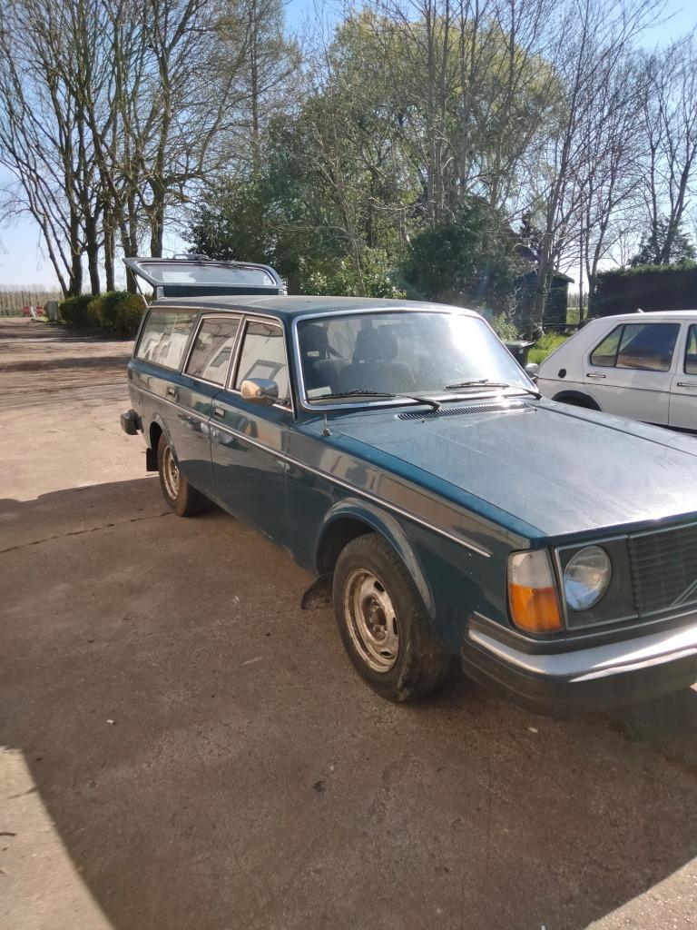 🚗VOLVO 245 '78 Zevenzitter met Karakter🚗, Auto's, Stof, 4 cilinders, Origineel Nederlands, Stationwagon