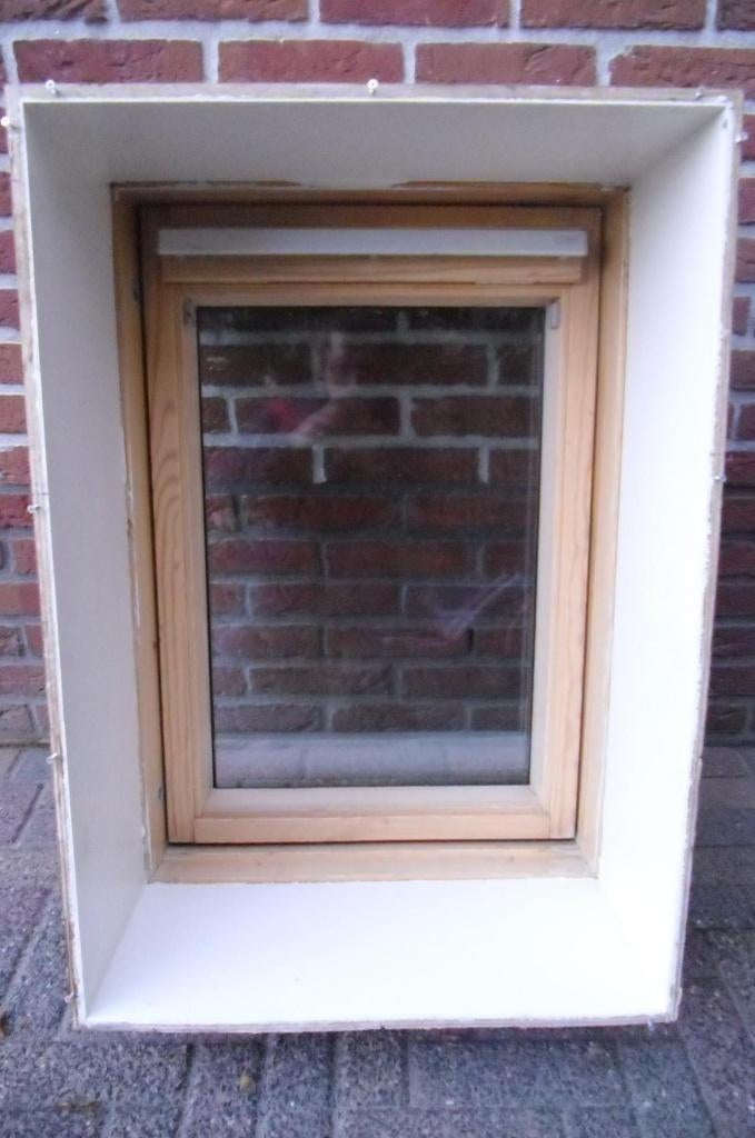 Dakraam Velux 55 x 78 cm (GGL 9 / 102/ C02) met gootstuk!!, Ophalen, Gebruikt, Minder dan 80 cm, Minder dan 80 cm