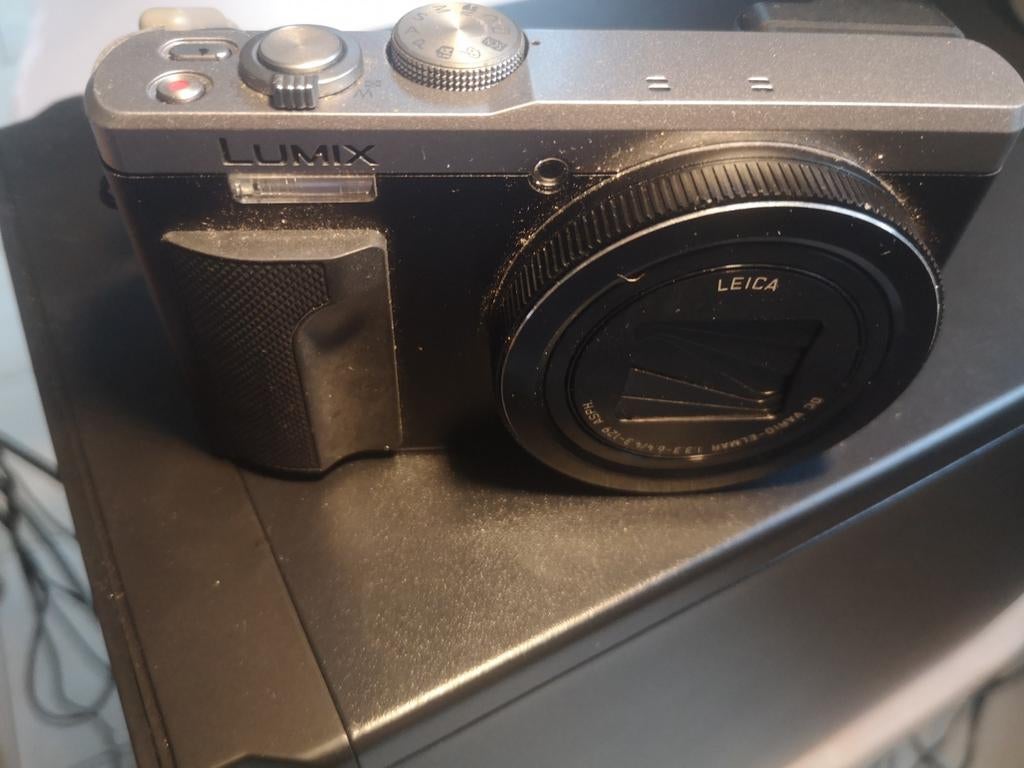 Panasonic lumix DMC TZ80-Leica DClens, Audio, Tv en Foto, Fotocamera's Digitaal, Ophalen of Verzenden, Zo goed als nieuw, Overige Merken
