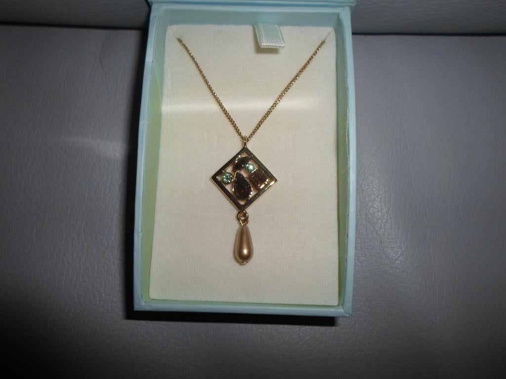 Pave Buckley Jewelry Ketting NIEUW, Nieuw, Ophalen of Verzenden, Goud, Overige materialen