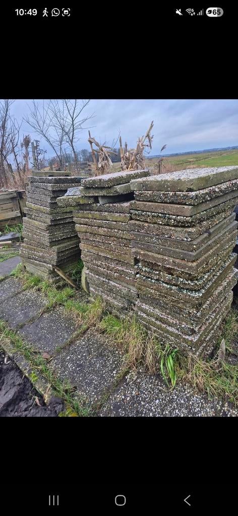 Gratis tegels ophalen in Uitgeest, Tuin en Terras, Ophalen, Gebruikt, 10 m² of meer, Beton