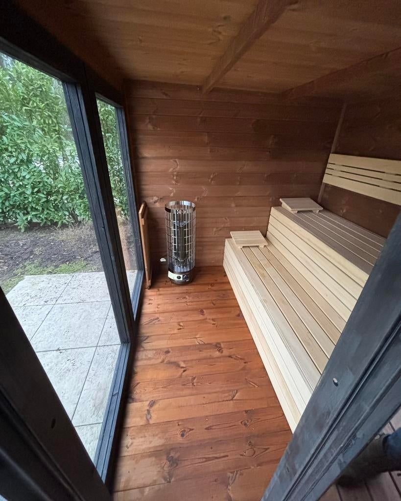 Thermowood buitensauna met overkapping. Sauna maatwerk, Sport en Fitness, Sauna, Ophalen of Verzenden, Nieuw, Fins of Traditioneel
