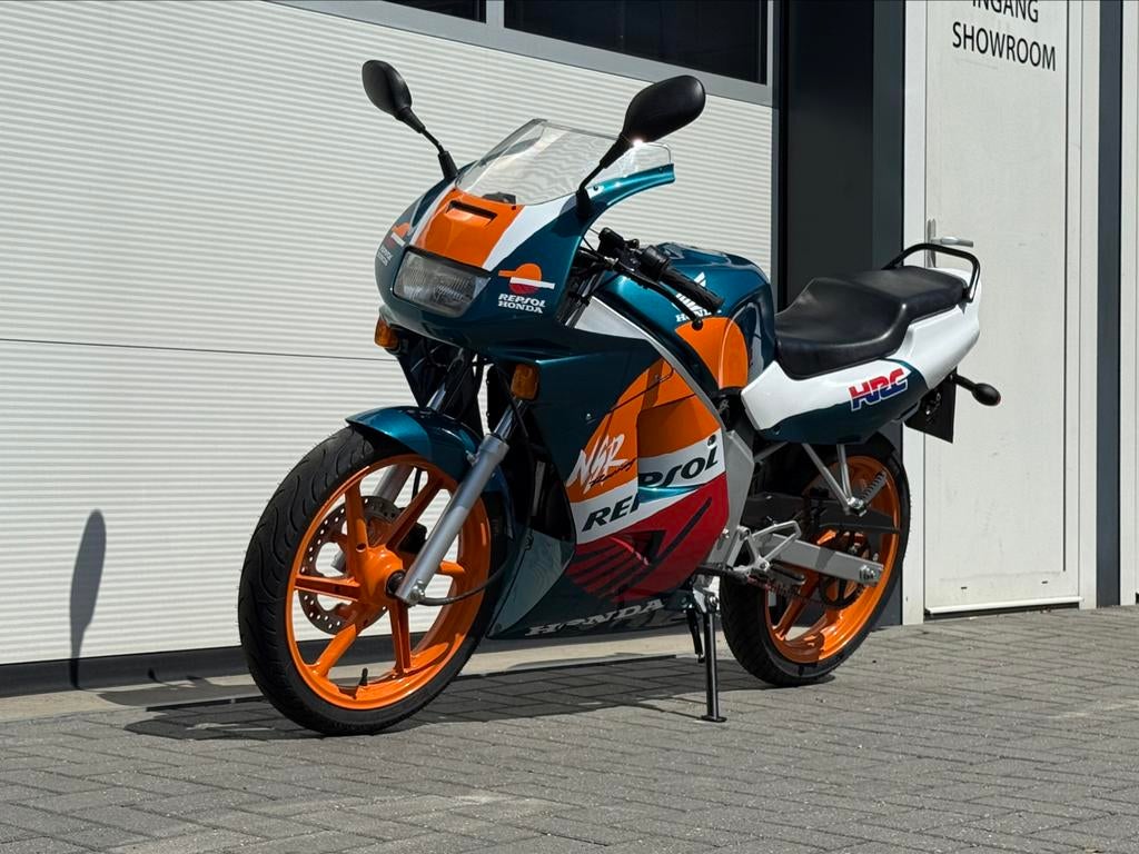 Waanzinnig mooie volledig gerestaureerde Honda NSR50 Repsol, Ophalen of Verzenden, Nieuw, Overige modellen