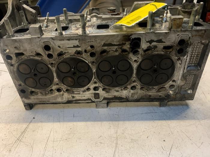 Cilinderkop van een Opel Corsa, Gebruikt, -, -, Opel