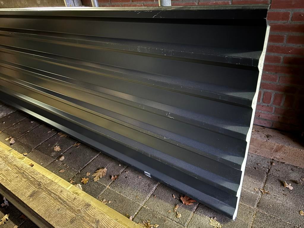 1 sandwich paneel 40x1000 en 3550 lang kleur is 7016, Nieuw, Minder dan 5 m², Metaal, Grijs