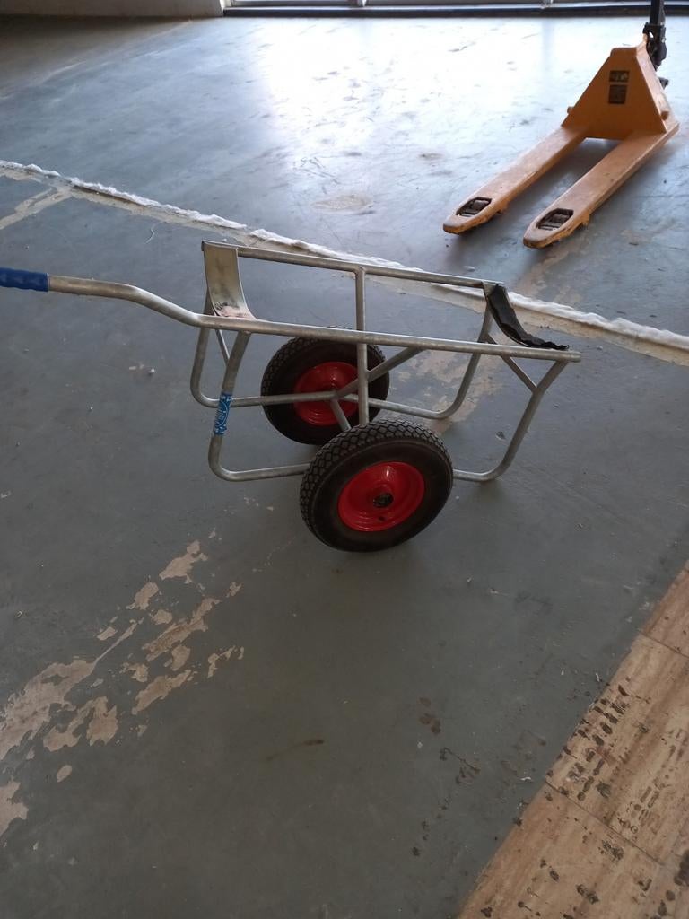 Bandenwagen voor rollen te verplaatsen, 100 liter of meer, Ophalen, Gebruikt, Transportkar