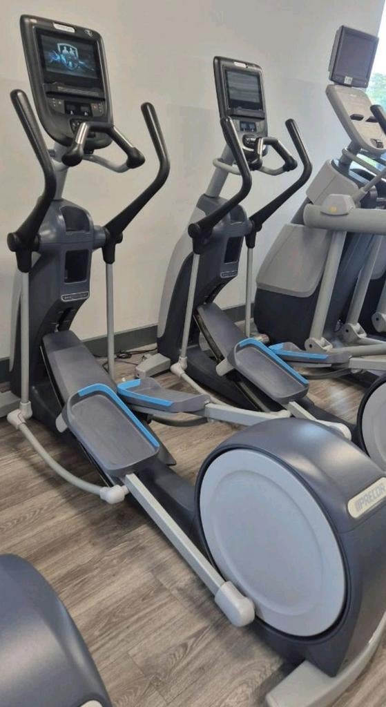 2x Precor EFX Crosstrainer p62 multimedia wifi Technogym, Ophalen of Verzenden, Gebruikt, Overige typen