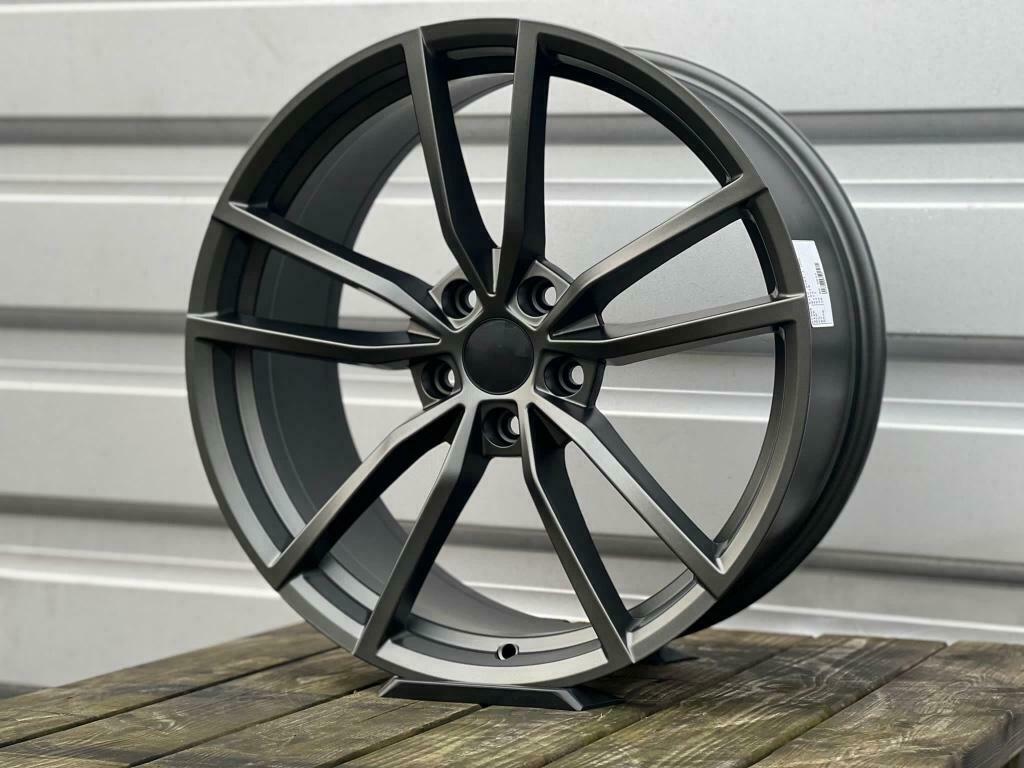 18”19” PRETORIA R-Line Look Velgen past onder VW GOLF6-7-8