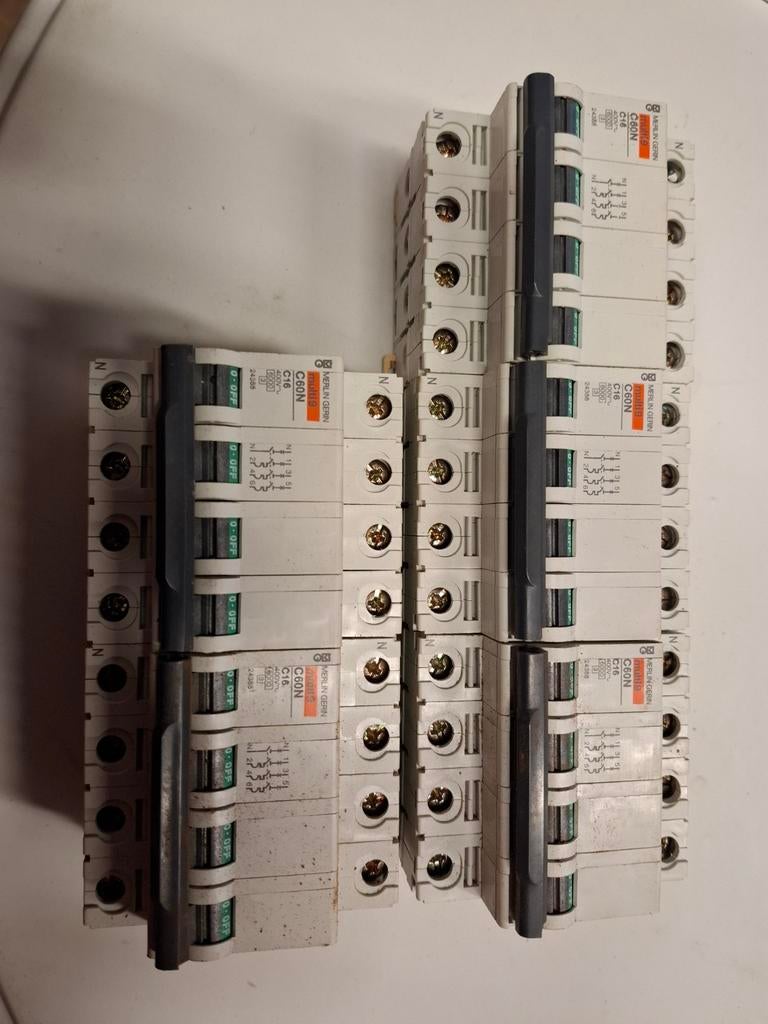 Partij Hager C616N Installatieautomaten, Ophalen of Verzenden, Gebruikt, Schakelaar