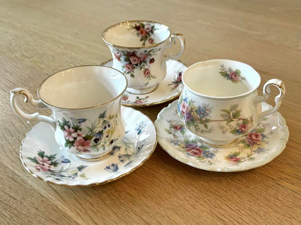 Royal Albert kop en schotels, Ophalen of Verzenden, Zo goed als nieuw, Porselein, Kop en/of schotel