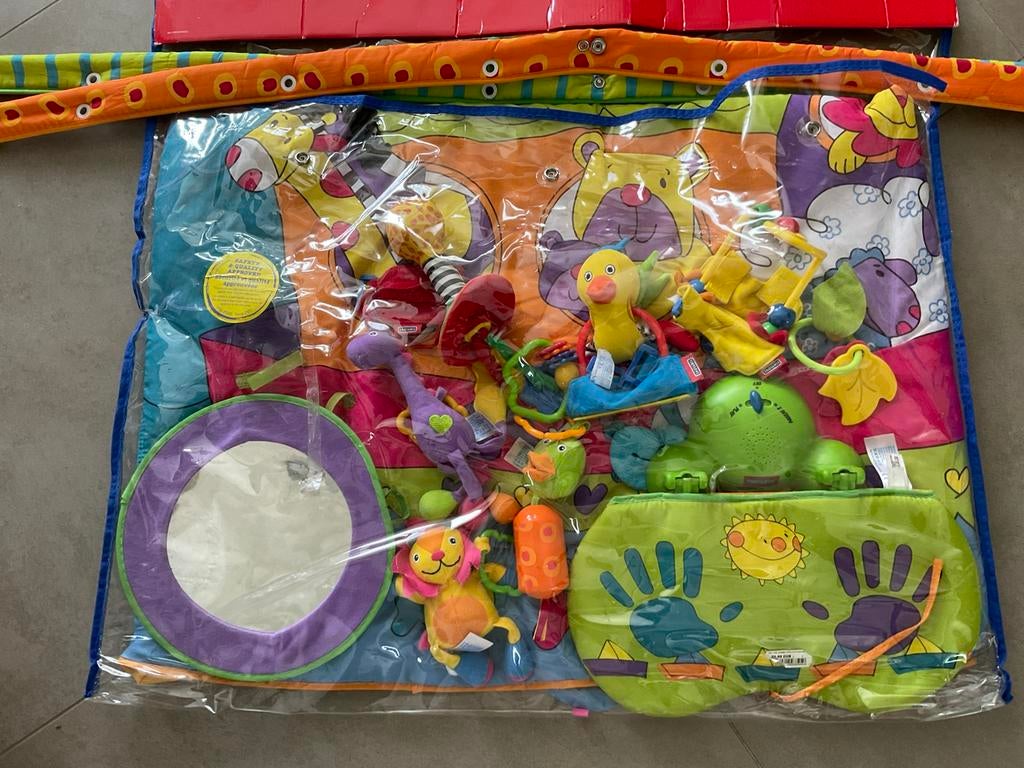 Speelmat 1x1 meter.Met spelletjes, muziek en spiegeltje, Ophalen, Zo goed als nieuw
