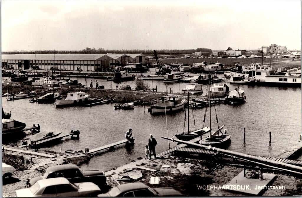 Wolphaartsdijk - Jachthaven, Verzamelen, Ansichtkaarten | Nederland, Verzenden, 1940 tot 1960, Ongelopen, Zeeland